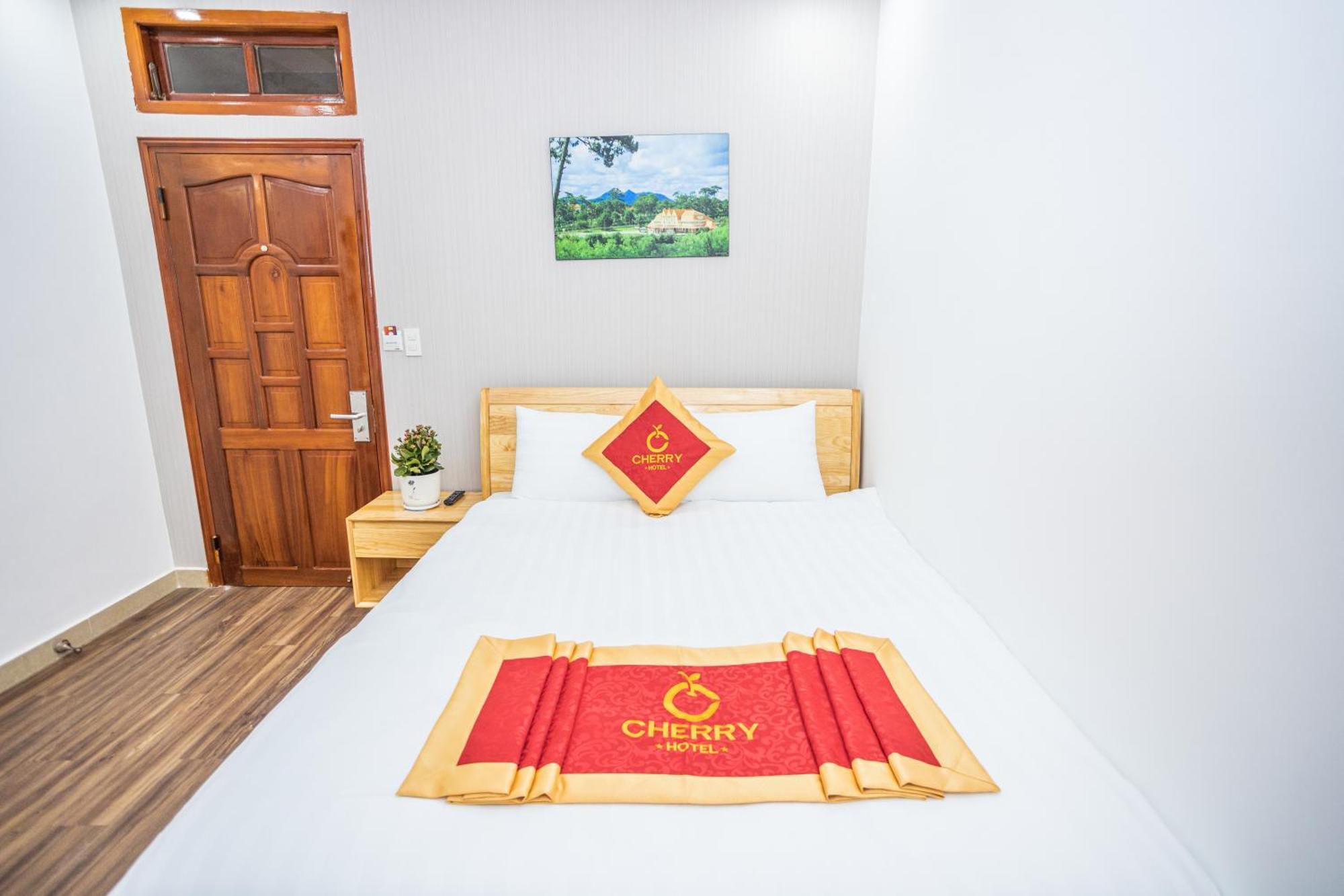 Hotel Cherry 2*