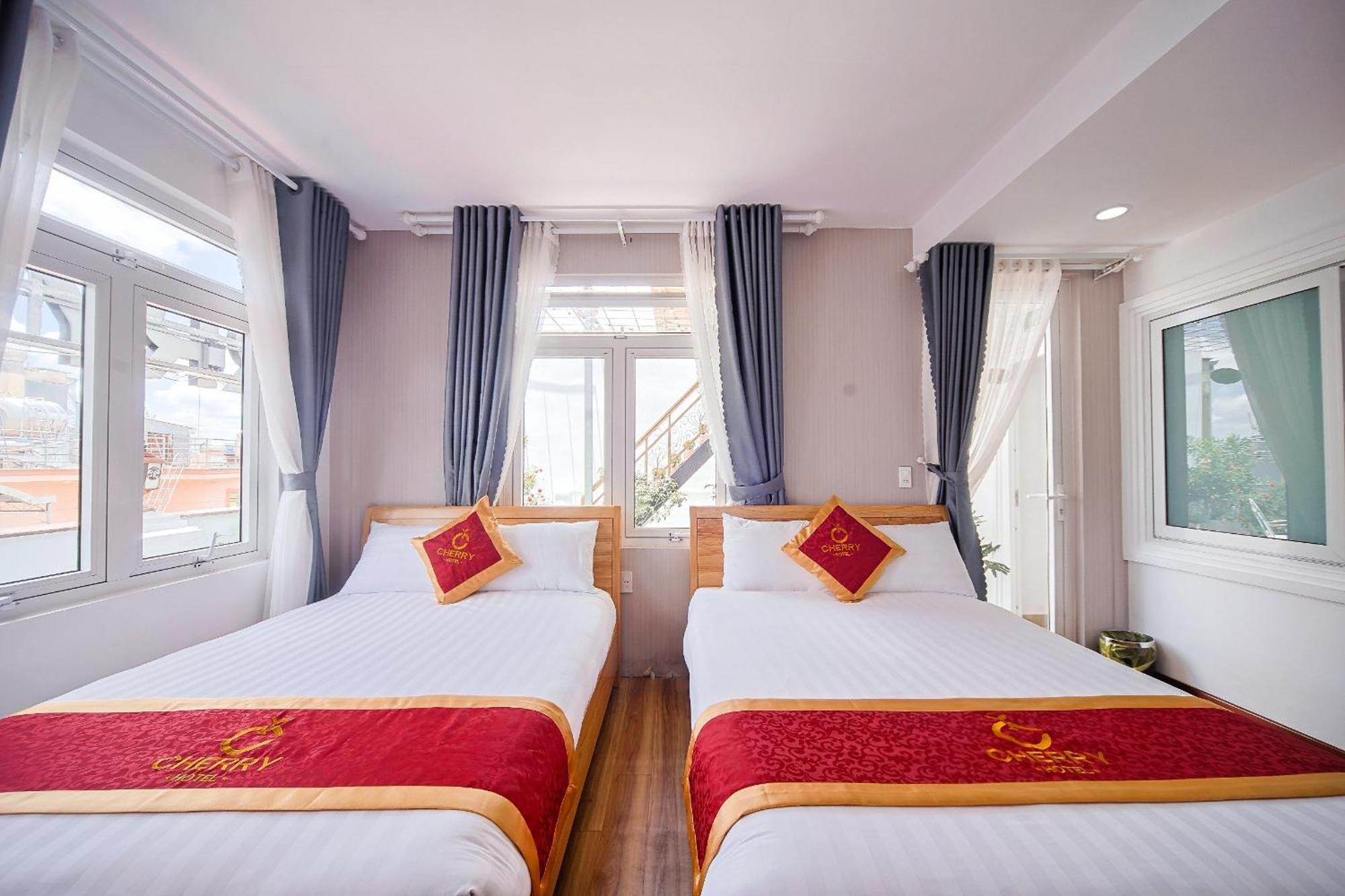 Cherry Hotel
